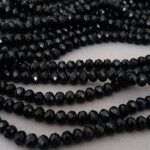 Glasschliff Perlen Strang- 6 mm schwarz